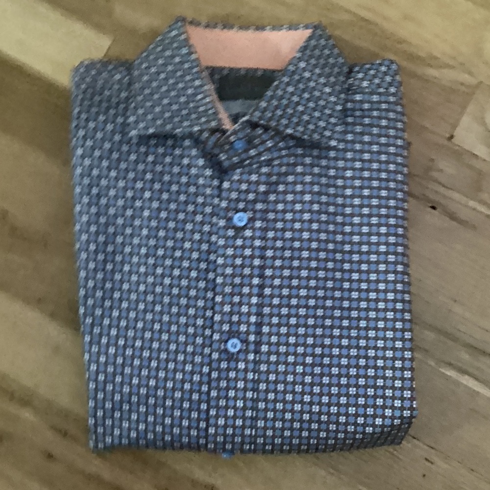 Thomas Dean Blue and White Patterned Dress Shirt. Large